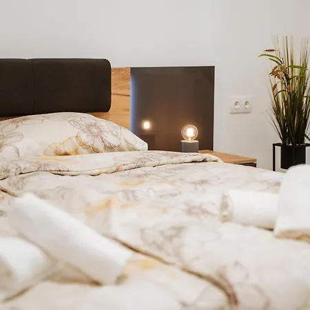 Apartment Boldogasszony Sgt 41 - Resty