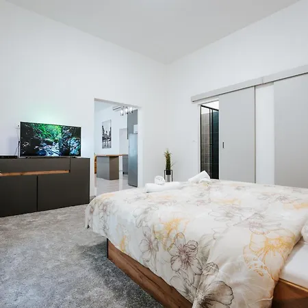 Boldogasszony Sgt 41 - Resty Apartment Szeged
